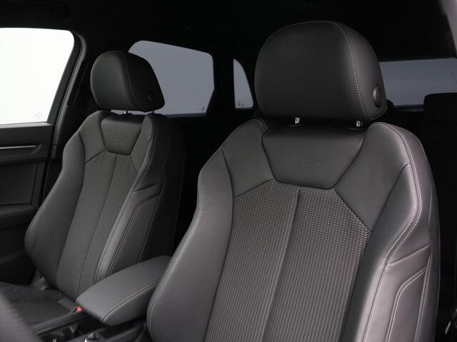 Audi Q3 45 TFSI e 245 pk S-tronic S-Line | Achteruitrijcamera | Navigatie | Adaptive Cruise