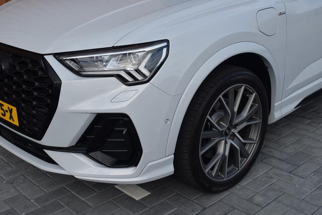 Audi Q3 Sportback 45 TFSI e S-line | Suzuka Grijs | Pano | Trekhaak | Keyless