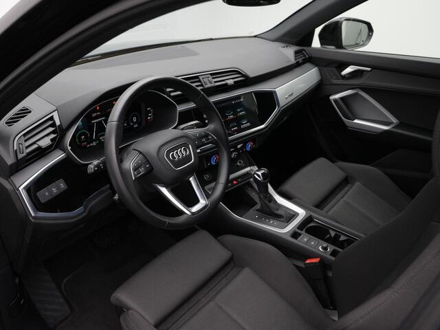 Audi Q3 45 TFSI e 245 pk S-tronic edition | Achteruitrijcamera | Stoelverwarming | Carplay | 18 inch