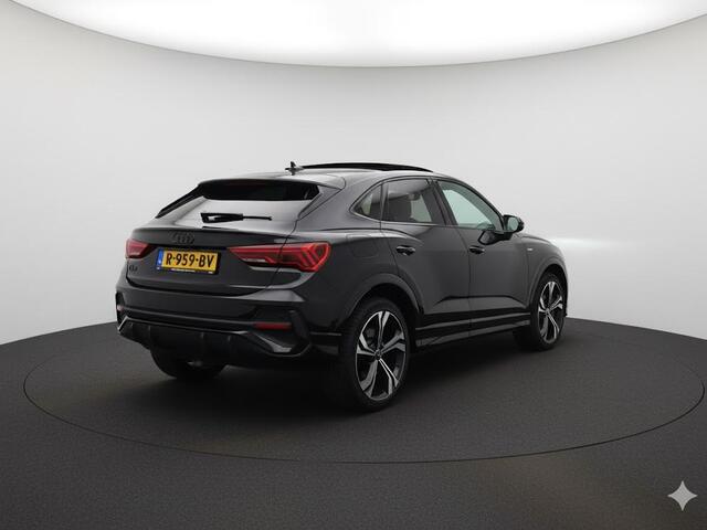 Audi Q3 Sportback 45 TFSI e S Edition 245PK | Panorama dak | 2x S-line | Blindspot | Ambient+ | Elektrische stoelverstelling |