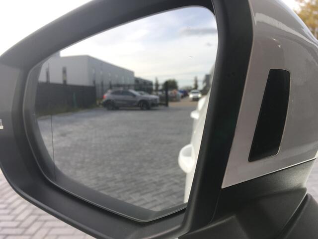 Audi Q3 Sportback 45 TFSIe 245 pk Black Ed. Sonos Camera