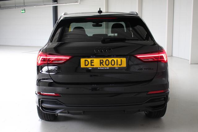 Audi Q3 45 TFSIe S-Line Blackstyle 245PK MMI Plus | Led koplampen | Led achterlichten | E. stoelverstelling