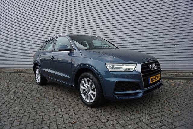 Audi Q3 1.4 TFSI CoD Adrenalin AUTOMAAT - Climate / Navi / Cruise / Parkeers. / Lm velgen / NAP