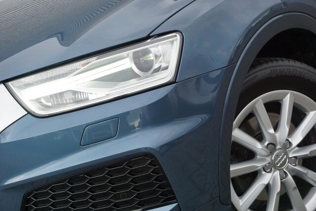 Audi Q3 1.4 TFSI CoD Adrenalin AUTOMAAT - Climate / Navi / Cruise / Parkeers. / Lm velgen / NAP