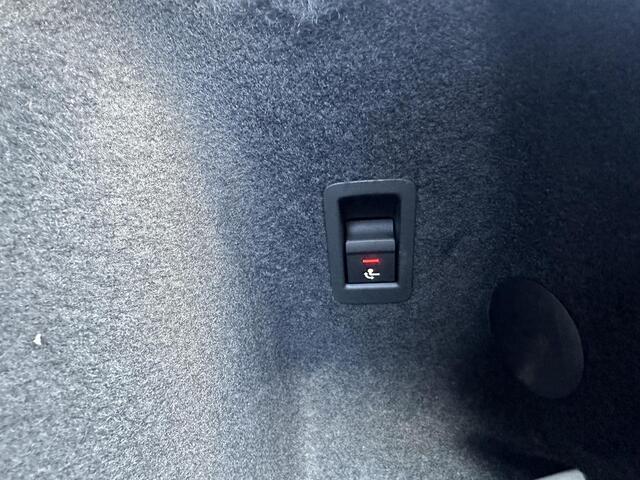 Audi Q3 Sportback 45 TFSI e S Edition PLUG IN HYBRIDE||2x S-LINE BINNEN + BUITEN| ADAPTIVE CRUISE| DODE HOEK | ELEK. TREKHAAK| DIG. DASH|