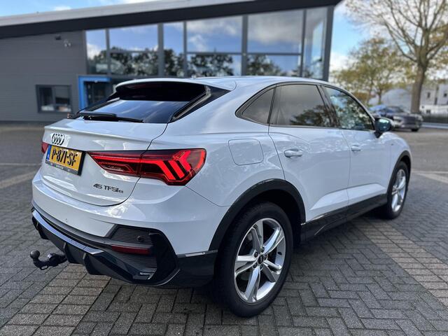 Audi Q3 Sportback 45 TFSI e S Edition PLUG IN HYBRIDE||2x S-LINE BINNEN + BUITEN| ADAPTIVE CRUISE| DODE HOEK | ELEK. TREKHAAK| DIG. DASH|