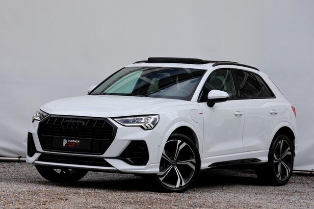 Audi Q3 45 TFSI e S-Line - 245 pk **Pano / Trekhaak / Sonos / Carbon