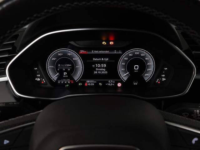 Audi Q3 45 TFSI e Business Edition 245 pk S-tronic | Navigatie | Parkeersensoren | Achteruitrijcamera | Adaptieve cruise control | Stoelverwarming | S-Line interieur |