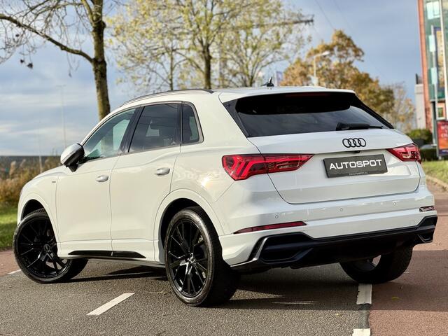 Audi Q3 35 TFSI S-Line Black Ed. Navi Keyless Camera Matrix