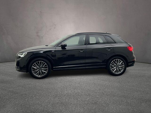 Audi Q3 35 TFSI 150PK S edition Competition | Trekhaak | ACC | MMI plus | Full-led | Camera | Optiekzwart |