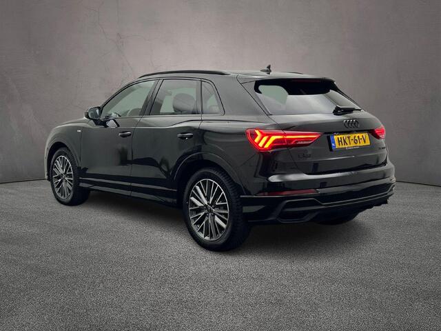 Audi Q3 35 TFSI 150PK S edition Competition | Trekhaak | ACC | MMI plus | Full-led | Camera | Optiekzwart |