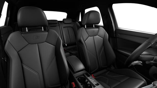 Audi Q3 45 TFSI e S edition Stoelenverwarming voor - Sportstoelen - Achterbank plus - Audi virtual cockpit plus - Parkeerhulp plus - Cruise control - Audi drive select - Automatisch bedienbare achterklep - Binnenspiegel automatisch dimmend -