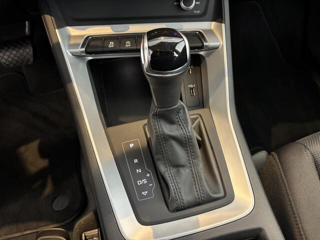 Audi Q3 35 TFSI Pro Line business, Panoramadak, Stoelverwarming