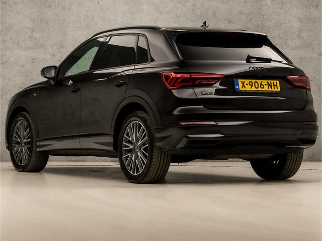 Audi Q3 35 TFSI S Line Sport 150Pk Automaat (VIRTUAL COCKPIT, GROOT NAVI, LEDER, SFEERVERLICHTING, ALCANTARA HEMEL, STUUR/STOELVERWARMING, SPORTSTOELEN, MATRIX LED KOPLAMPEN, GETINT GLAS, NIEUWSTAAT)