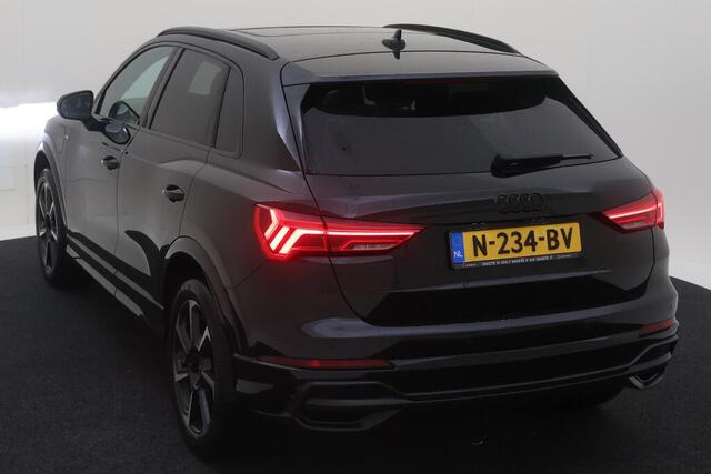 Audi Q3 45 TFSI e 245pk S-Tronic S edition / Panoramadak / S-Line Exterieur & Interieur / Elek. Achterklep / LED koplampen / Navigatie / Camera / Privacy Glas / 19" LMV