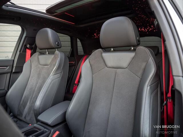 Audi Q3 35 TFSI S-Line Pano RSQ3 Sterrenhemel Sfeer Trekhaak