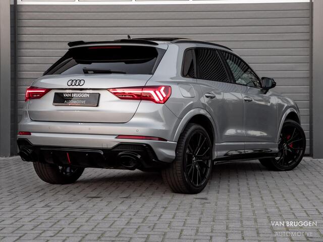 Audi Q3 35 TFSI S-Line Pano RSQ3 Sterrenhemel Sfeer Trekhaak