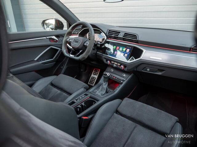 Audi Q3 35 TFSI S-Line Pano RSQ3 Sterrenhemel Sfeer Trekhaak
