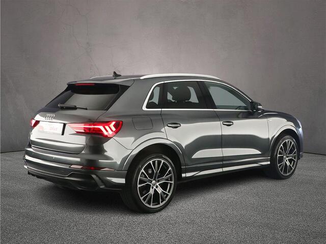 Audi Q3 45 TFSI e S edition | Trekhaak | Audi sound | MMI plus | Full-led | ACC | Parkeerhulp plus |
