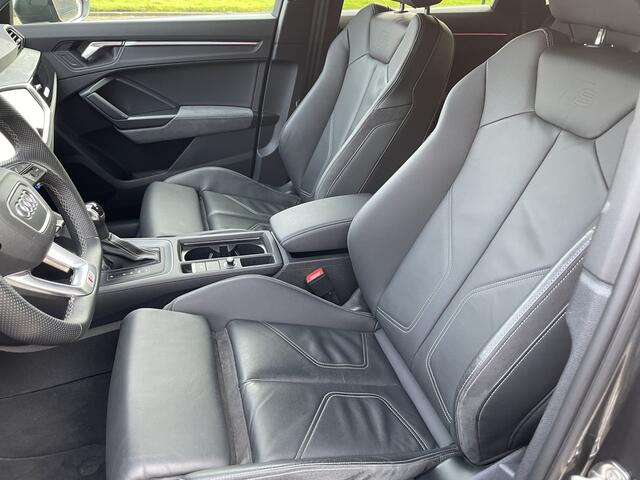 Audi Q3 Sportback 45 TFSIe S-line Black Pano Audi Sport