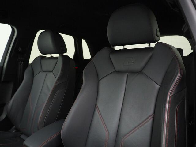 Audi Q3 45 TFSIe 180kW/245PK S Line · Apple/Android Car Play · Elektrische stoelverstelling · Leder · Trekhaak