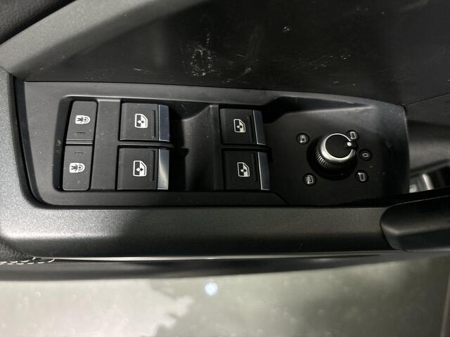 Audi Q3 45 TFSIe 245pk S-tronic Advanced edition · S-line interieur · Camera · Keyless · Dodehoek Detectie · P-Sensoren · Elek. Achterklep · 18'' Inch · Garantie t/m 10-03-2027 of 100.000km