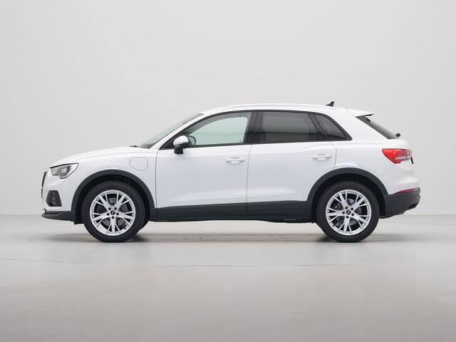 Audi Q3 45 TFSI e 245pk S-Tronic edition Navi Camera Stoelverwarming Carplay Side Assist 21