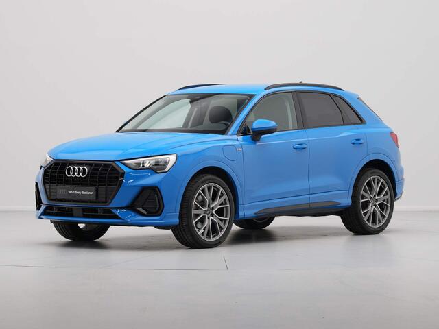 Audi Q3 45 TFSI e 245pk S Line edition Navigatie Acc Clima Pdc Carplay Side Assist / Afn. Trekhaak
