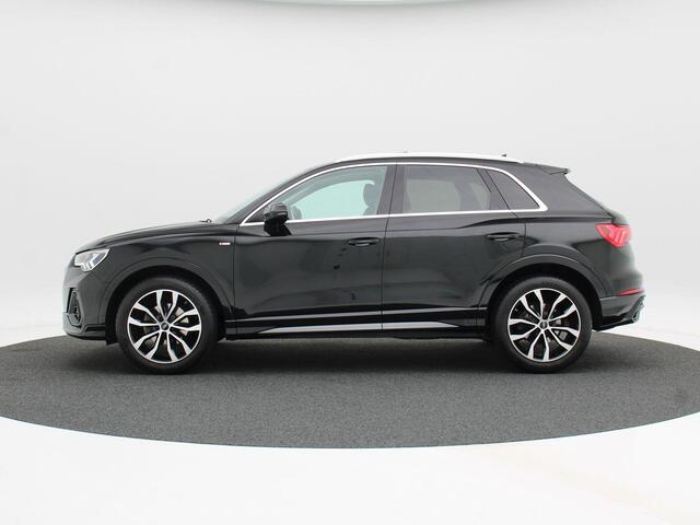 Audi Q3 35 TFSi 150 Pk Automaat S-Line | Trekhaak | Panoramadak | Adaptive Cruise | Camera | CarPlay | LED | Stoel Verwarming | 19 Inch | 59.477 Km