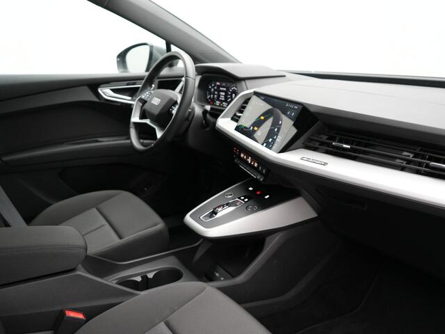 Audi Q4 Sportback E-Tron 35 Edition 55 kWh 170pk Dealer O.H INCL BTW | Adaptive Cruise | Camera | Verwarmde Stoelen | Virtual | Front Assist | Navigatie | DAB |