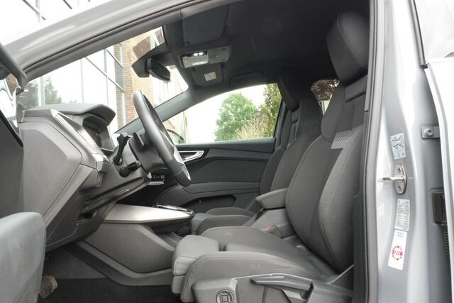 Audi Q4 Sportback e-tron 40 S edition 77 kWh Warmtepomp, ACC, Achteruitrijcamera