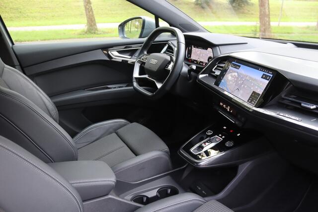 Audi Q4 Sportback e-tron 40 S edition 77 kWh S-Line/Camera/Keyless/Head-up/Elek. klep/ACC/20"/Trekhaak wegkl.