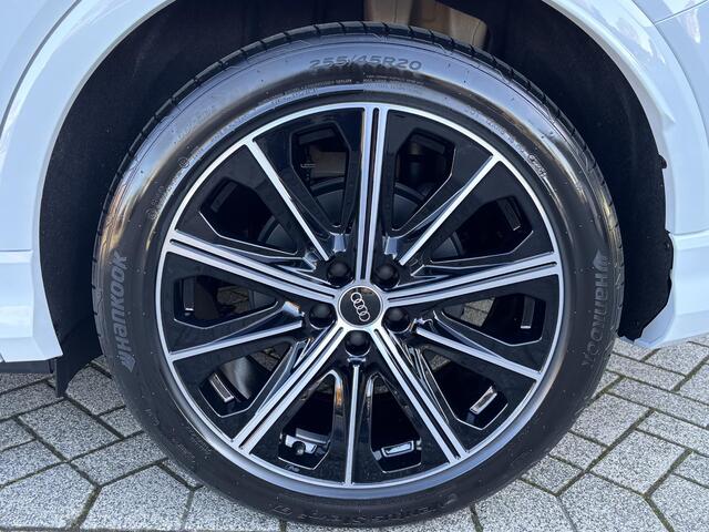 Audi Q4 Sportback e-tron S edition Competition e-tron 45 82 kWh 210 kW / 28