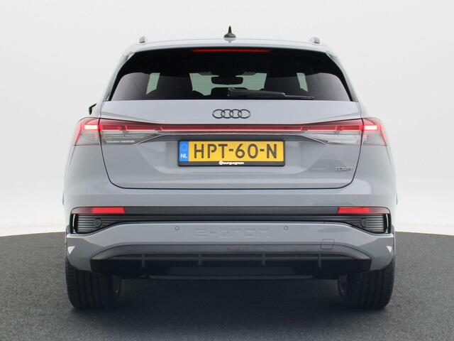 Audi Q4 e-tron | 45 quattro | S Edition 82 kWh | 4000 VOORDEEL!!!| Zwart optiek | 21 inch velgen | Privacyglas