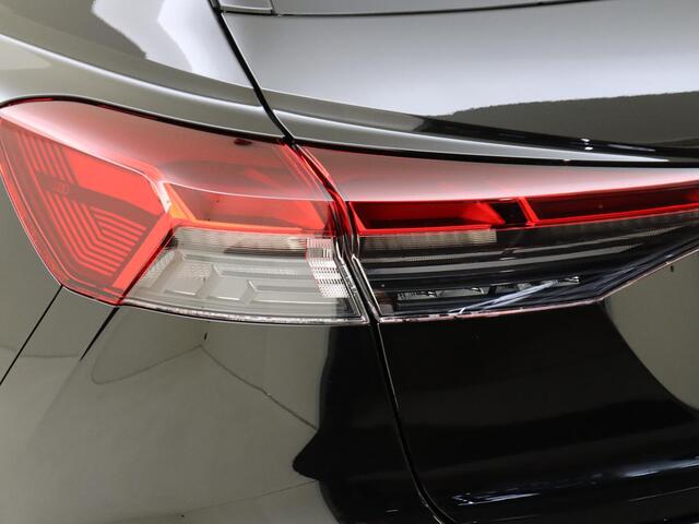 Audi Q4 e-tron 45 quattro Advanced edition 82 kWh | Achteruitrijcamera | LED Matrix | Stoelverwarming | Navigatie | Adaptieve cruise control | CarPlay | Elektrische achterklep |