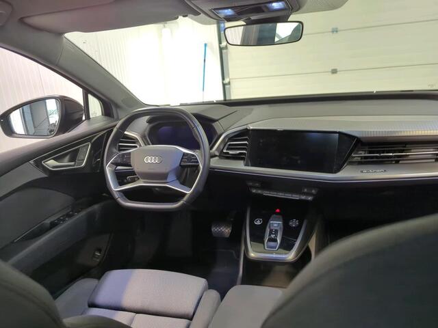 Audi Q4 e-tron 40 Launch edition Advanced 77 kWh Navigatie Apple Carplay/Android Auto Parkeersensoren Cruise Control Elektrische achterklep Ledverlichting Stoelverwarming Virtual Cockpit Climate Control Lichtmetalen velgen