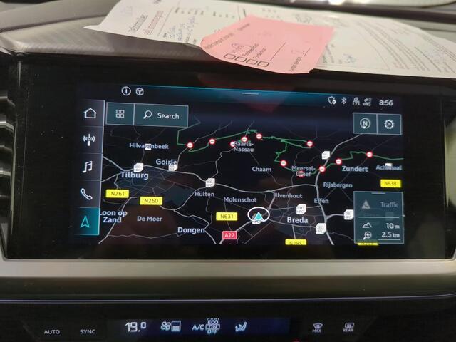 Audi Q4 e-tron 40 Launch edition Advanced 77 kWh Navigatie Apple Carplay/Android Auto Parkeersensoren Cruise Control Elektrische achterklep Ledverlichting Stoelverwarming Virtual Cockpit Climate Control Lichtmetalen velgen