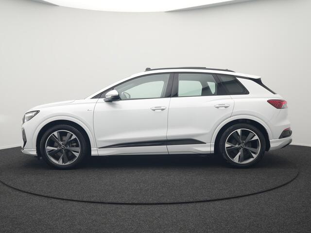 Audi Q4 e-tron 35 2X S Line 55 kWh 170pk Dealer O.H | Panoramadak | Sportstoelen Verwarmd | Black Optic | 20"L.M | Virtual | Lane Assist |