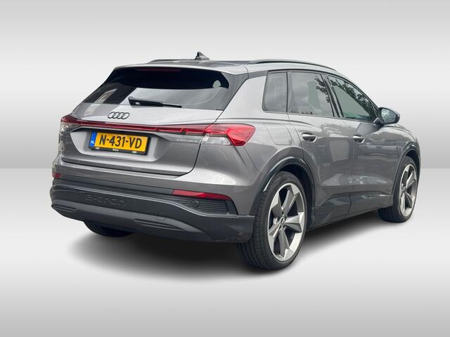 Audi Q4 e-tron 35 Launch edition Advanced Plus 55 kWh / Trekhaak / Panoramadak / Camera / Navigatie / 19'' / Matrix LED / Stoelverwarming / Warmtepomp / DAB / ACC