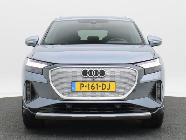 Audi Q4 e-tron 40 Launch edition Advanced Plus 77 kWh 204 Pk | Matrix LED | 3-Zone Climate | Stoel- & Stuurverwarming | ACC | Camera | 86.886 Km!!