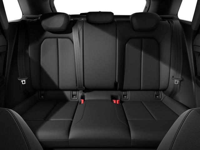 Audi Q4 e-tron 45 quattro Edition 82 kWh 286pk | Stoelverwarming| Dodehoek detectie | Function On Demand | Audi Sound | Elektrische achterklep |