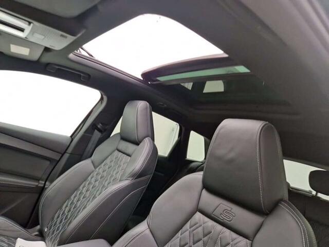 Audi Q4 e-tron 40 S-Line Competition RS Leer PANO Trekhaak Sonos