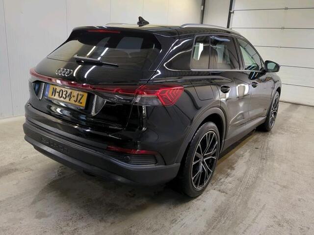 Audi Q4 e-tron 35 Launch edition 55 kWh | 170 PK | 92.639km |