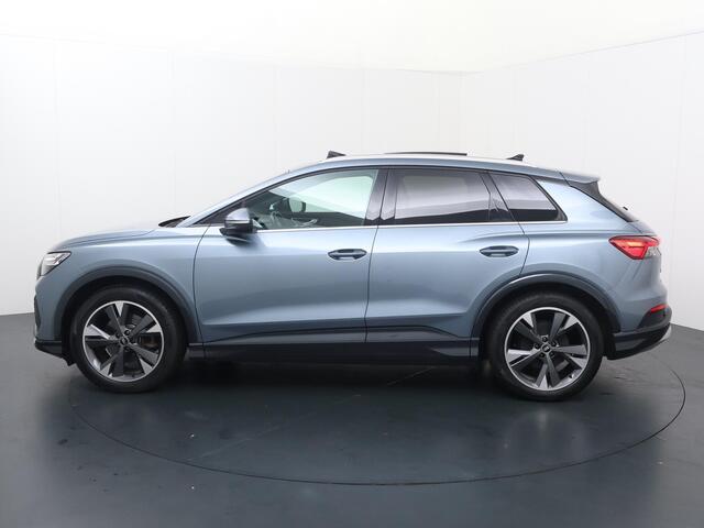 Audi Q4 e-tron 35 Launch edition Advanced Plus 55 kWh | 170 PK | SoH 90% | Multifunctioneel stuurwiel | Stoelverwarming | Achteruitrij camera |