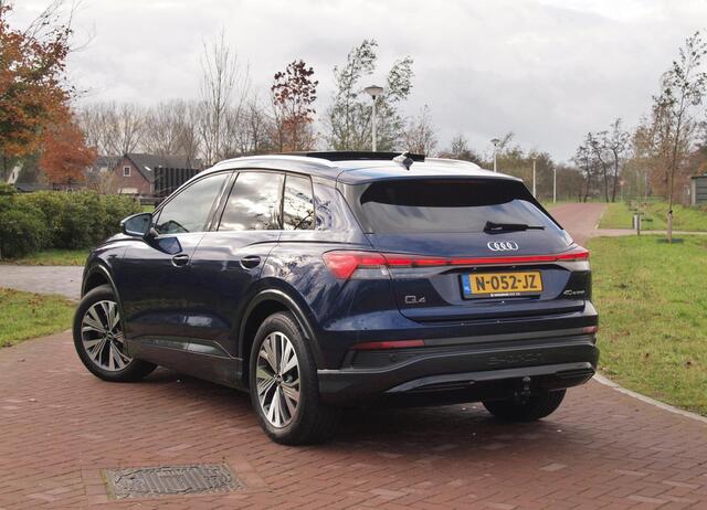 Audi Q4 e-tron 40 Launch edition Advanced Plus 77 kWh | Panoramadak | Camera | Trekhaak | Sfeerverlichting | Apple Carplay |