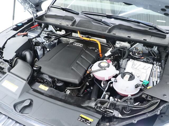 Audi Q5 55 TFSI e quattro Competition | Panoramadak | RS Stoelen | Luchtvering | 360 | Keyless | Trekhaak