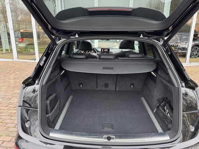 Audi Q5 3.0 TFSI SQ5 quattro | Exclusive Panther Black | Trekhaak