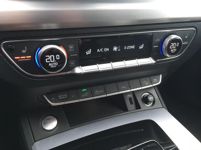 Audi Q5 55 TFSI e S-line Black Edition