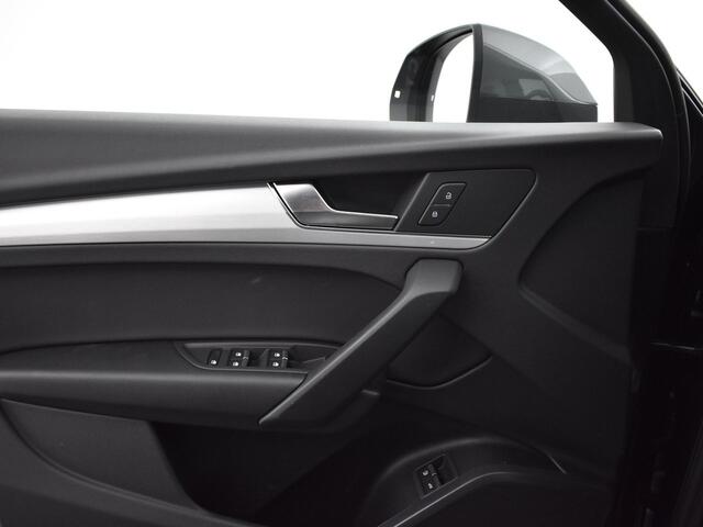 Audi Q5 Sportback 55 TFSIe 367pk S-tronic S edition Competition · Keyless · Camera · Elek. trekhaak · Elek. Achterklep · Apple/Android Car Play · 19'' Inch ·