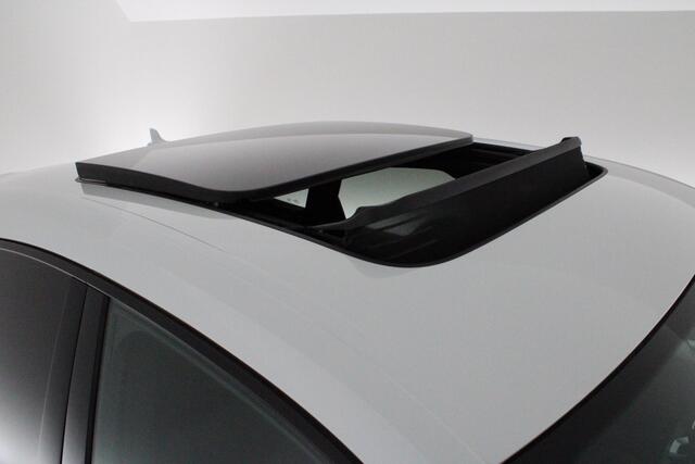 Audi Q5 Sportback 55 TFSIe 367pk 2x S-Line Camera Stoelverwarming Panoramadak Virtual Cockpit